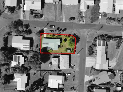 35 DANBULLA CRESCENT, Atherton