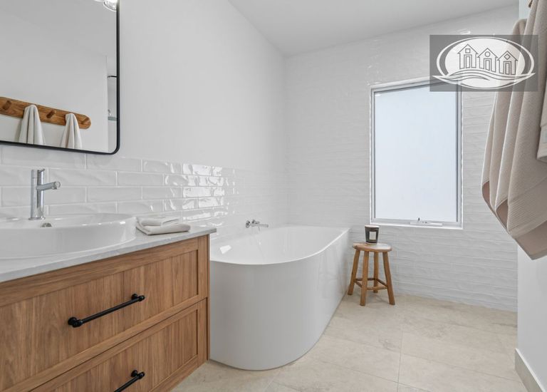 28B Burvilles Road, Portland