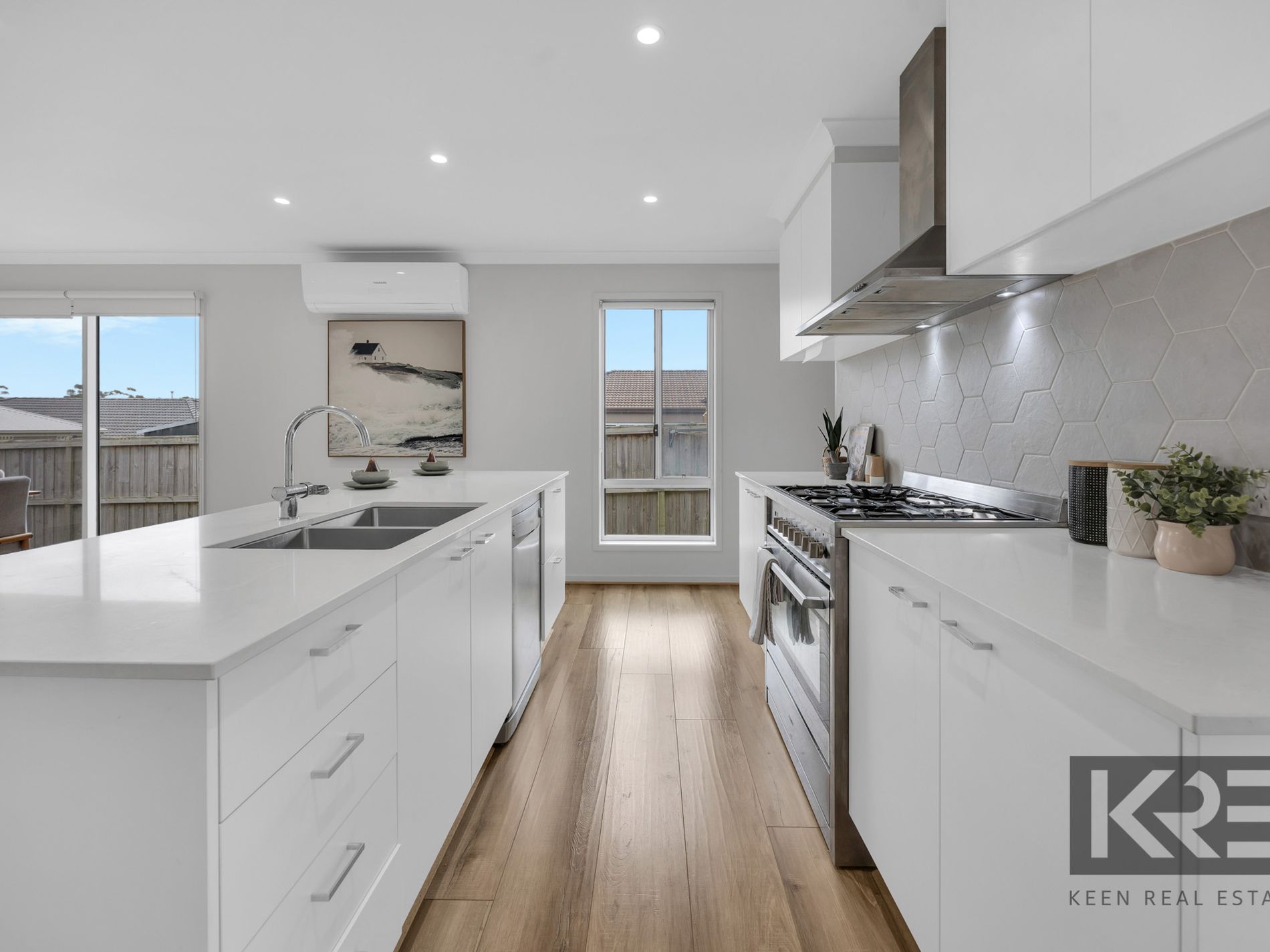15 Nouvel Crescent, Corinella