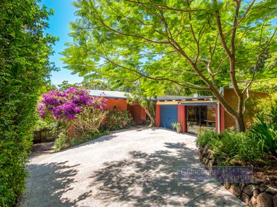 2 Coomburra Crescent, Ocean Shores