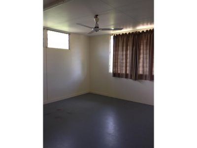 15  Boundary , Cooktown