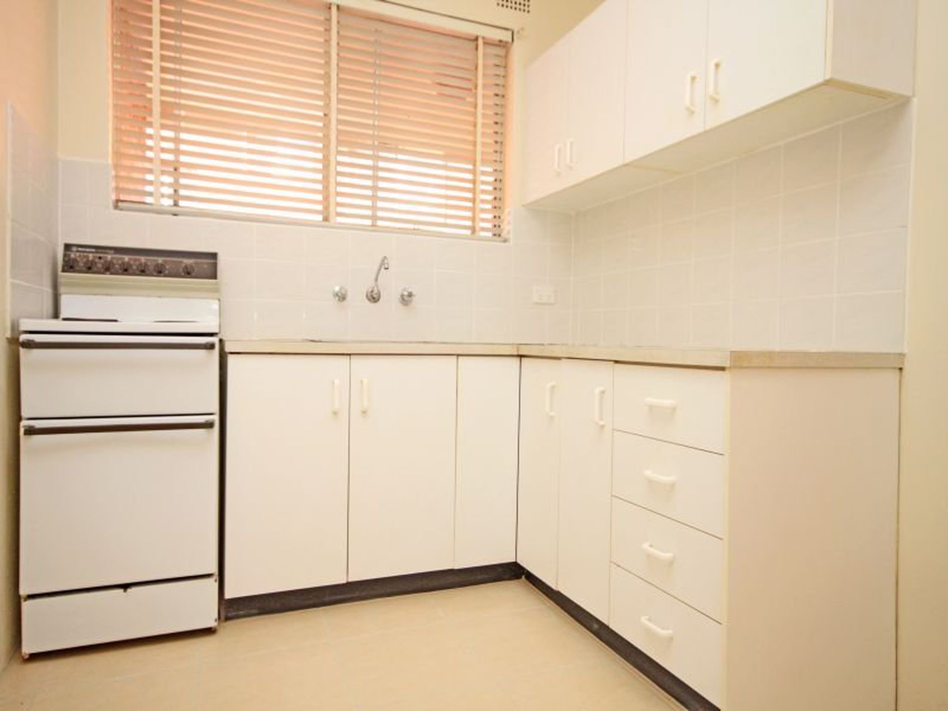 5 / 120 Sproule Street, Lakemba