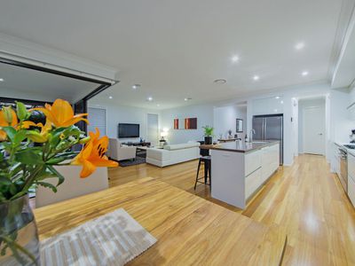11 Bisley Place, Wakerley