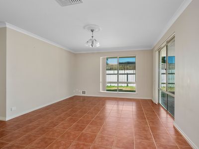 25 Cotter Street North , Hannans