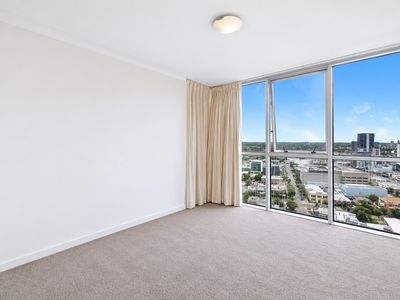 1271 / 56 Scarborough Street, Southport