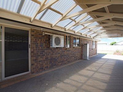 92 Quinliven Road, Aldinga Beach