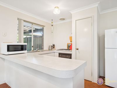 2 Wallaby Place, Brookdale