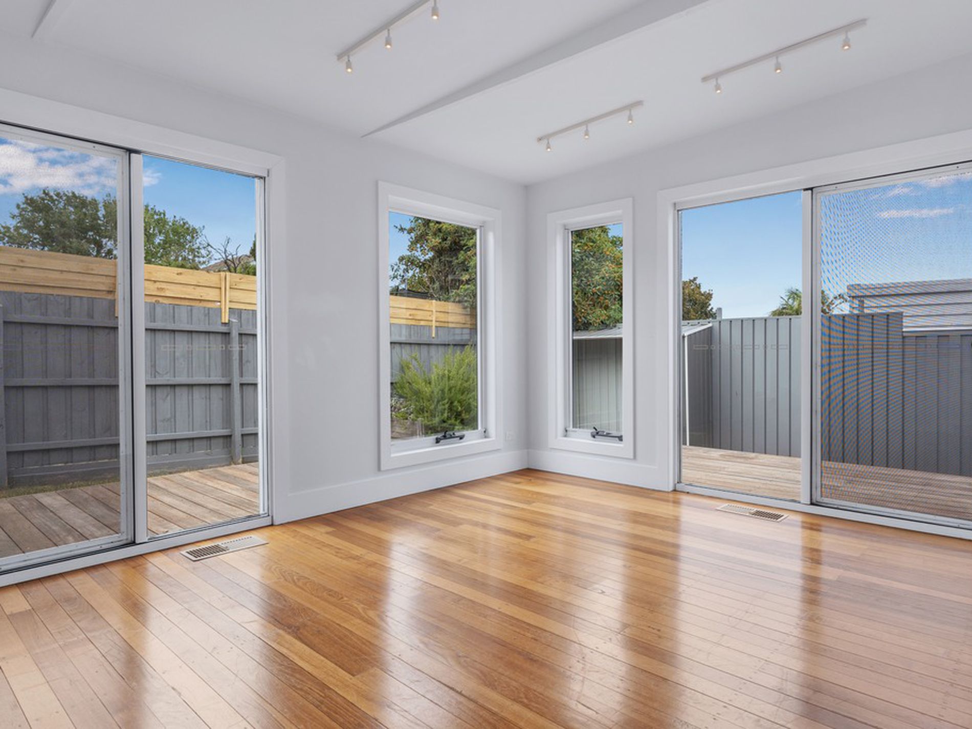 21 Glamis Road, West Footscray