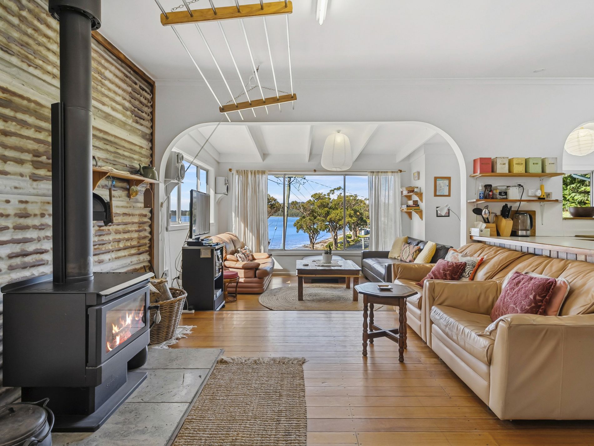 118 Kingfish Beach Road, Southport