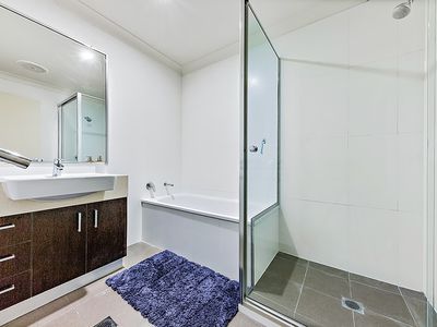 2 / 47 Endeavour Circuit, Cannonvale