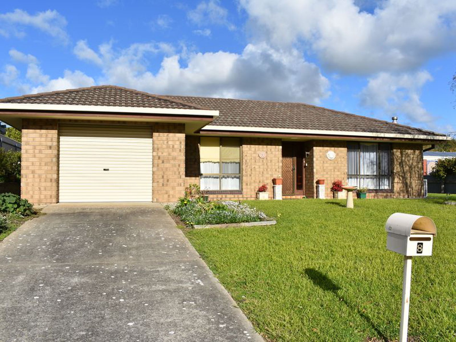 8 Campbell Street, Millicent