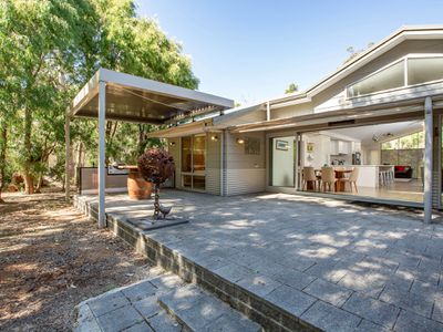 49 Sabina Drive, Molloy Island