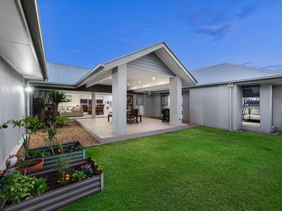 16 Macquarie Street, Wakerley