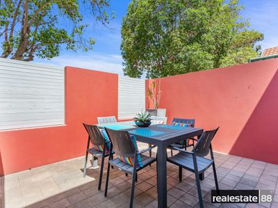 1 / 29 Rawlins Street, Glendalough