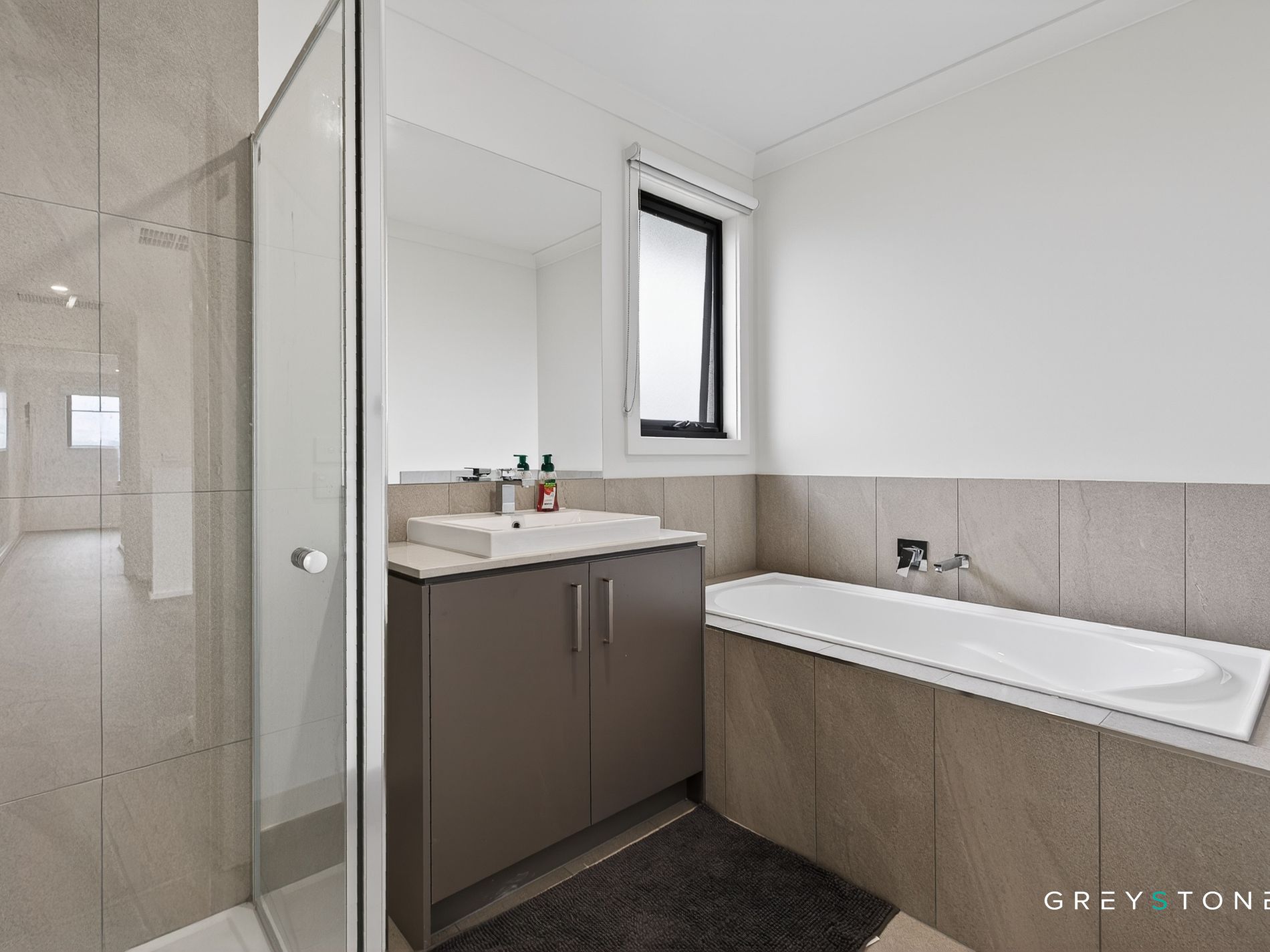 83 Merindah Boulevard, Deanside