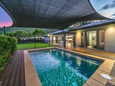 26-28 Burn Close, Gordonvale