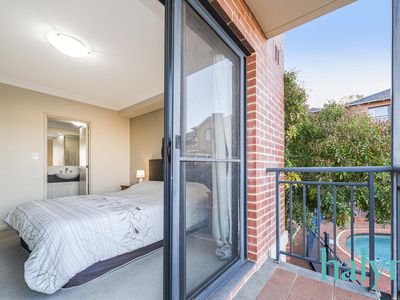 11 / 7 Bronte Street, East Perth