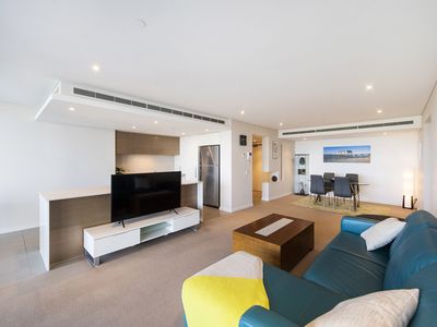 701 / 96 Bow River Crescent, Burswood