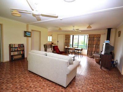2-4 Baker Street , Tawonga South