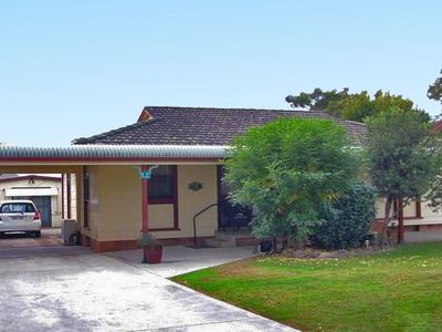 17 Pitcairn Avenue, Lethbridge Park