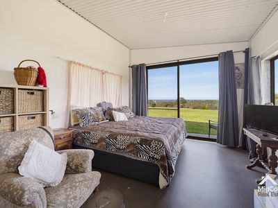14913 Pacific Highway, Possum Brush