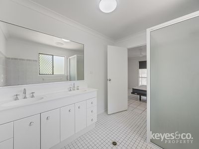 110 Ring Road, Alice River