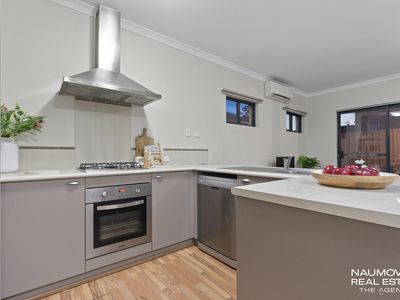 20C Newhaven Way, Nollamara