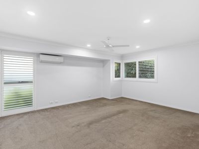 32 Brook Street, Wakerley