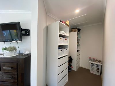6 Dundee Drive, Kawungan