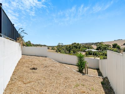 1 Kingston Heath Court, Normanville