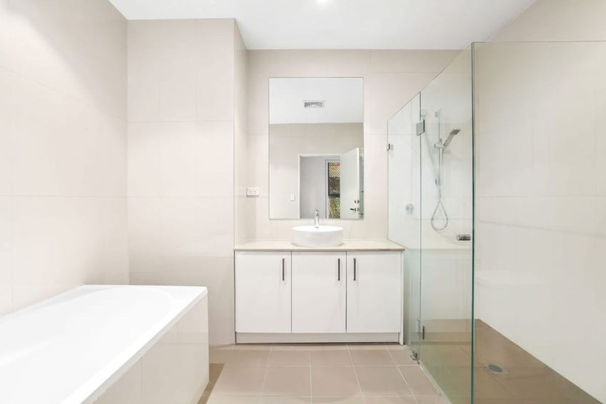 2 / 6 Moore Street, Bondi