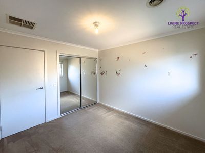 8 Turnstone Drive, Point Cook