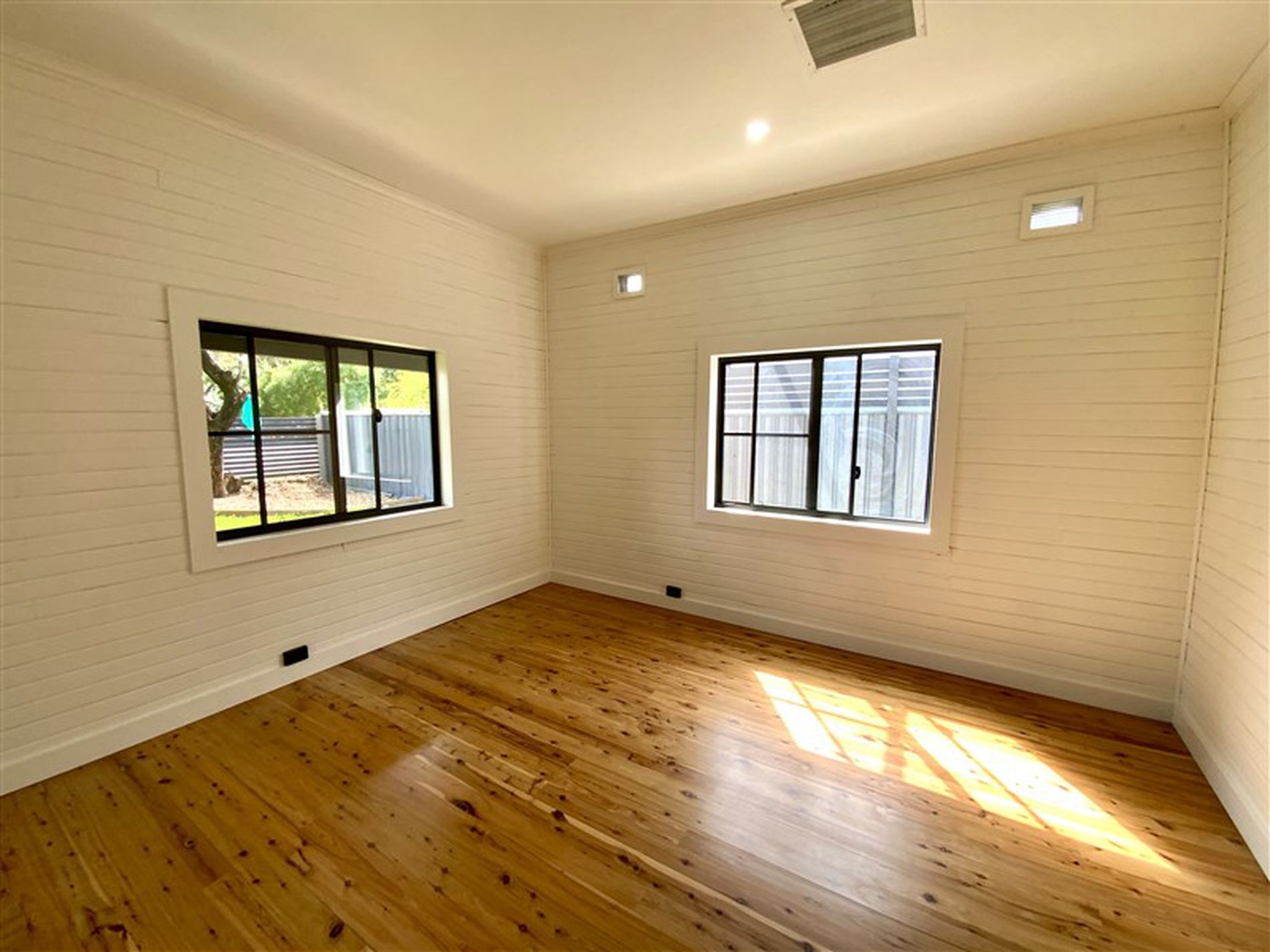57 Reymond Street, Forbes