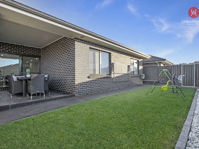 83 Fifteenth Avenue, Middleton Grange