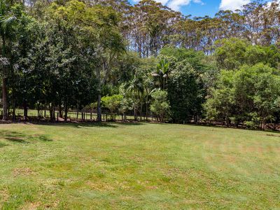 7 Jannali Court , Peachester