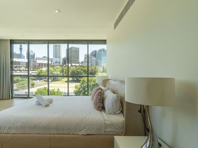 76 / 68 Sir John Young Crescent, Woolloomooloo