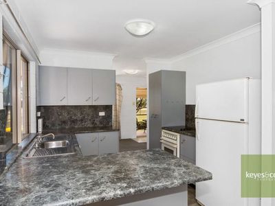 4 Marisa Court, Black River