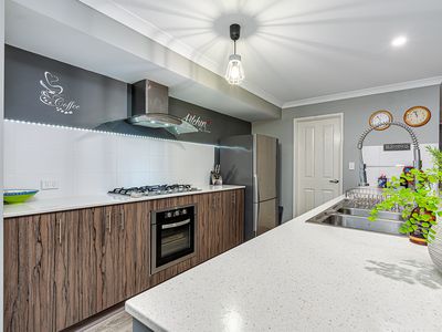 5 Brassie Terrace, Yanchep