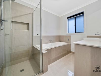 25 Noah Road , Clyde North