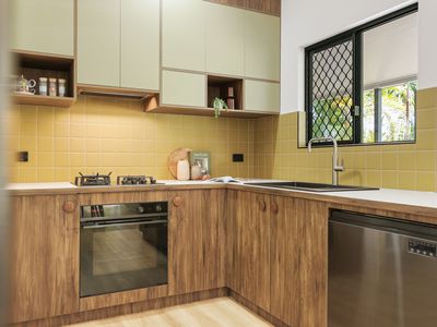 54 Waite Street, Machans Beach