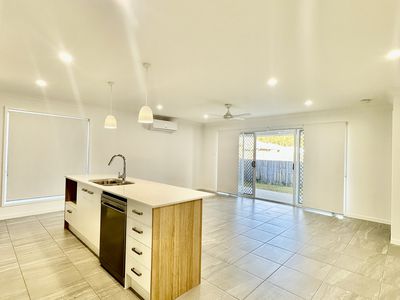 13 Venice Cres, Redbank