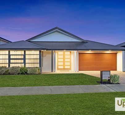 13 Picnic Avenue, Clyde North