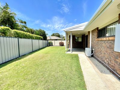 1 / 21 Granada Court, Point Vernon