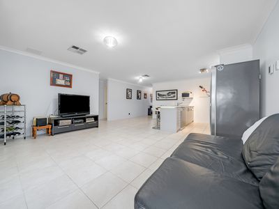 5 Mystery Road, Banksia Grove