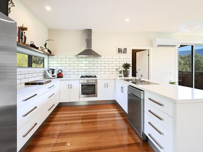 100 Misty Hill Road, Mountain River