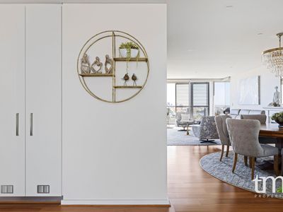 1605 / 30 The Circus, Burswood