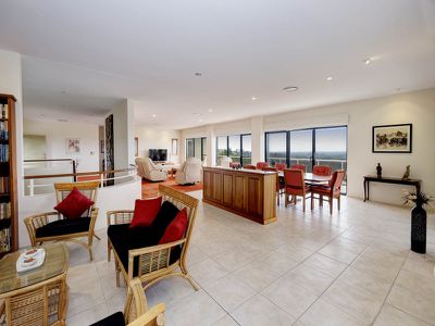 3-5 The Eagles Nest, Tallwoods Village