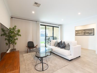 25 Manuka St, Baldivis