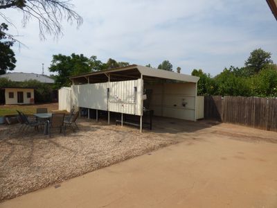 13 Walter Bull Crescent, Griffith