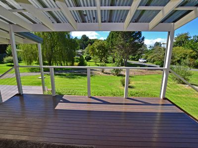 8 VAUGHAN AVENUE, Robertson